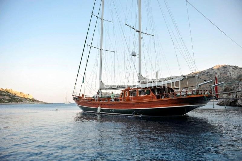 Carpe Diem is a luxury category yacht . Specially designed yacht. - Albatros