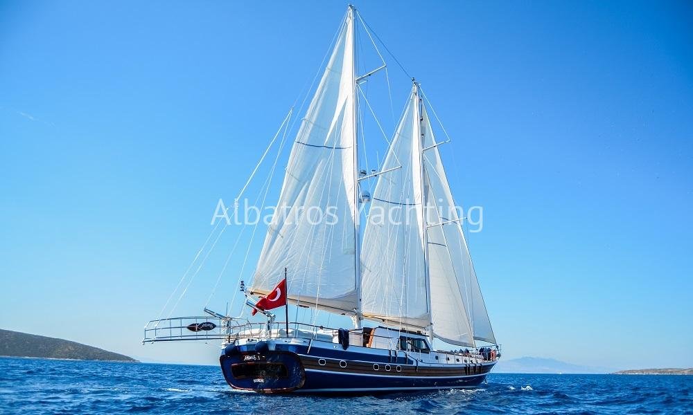 Artemis is deluxe 4 cabin yacht built in 2015.  - Albatros