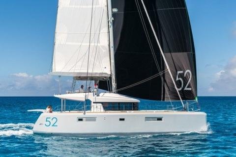 Lagoon 520 ( 3 Cabin)