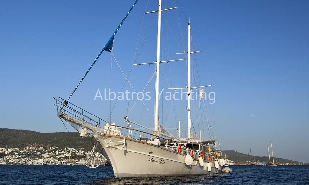 Gulet Osman Kurt, 32 m uzunluğundaki Bodrum teknesi. - Albatros