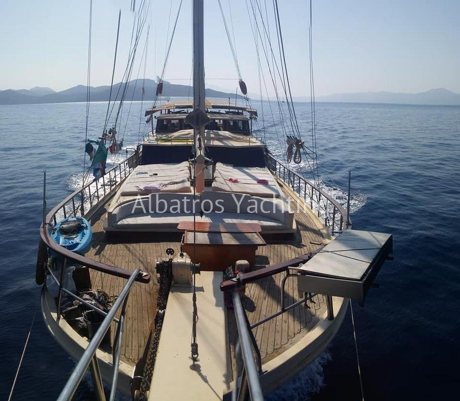 Gulet batılı 9 kabinde 18 misafir ağırlayabilen ekonomik yat. - Albatros